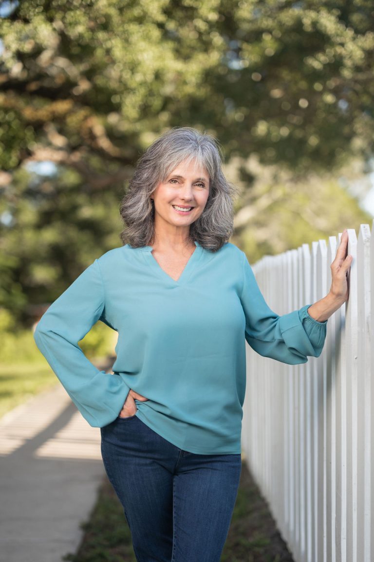 Meet Lisa - Inner Light Tarot by Lisa